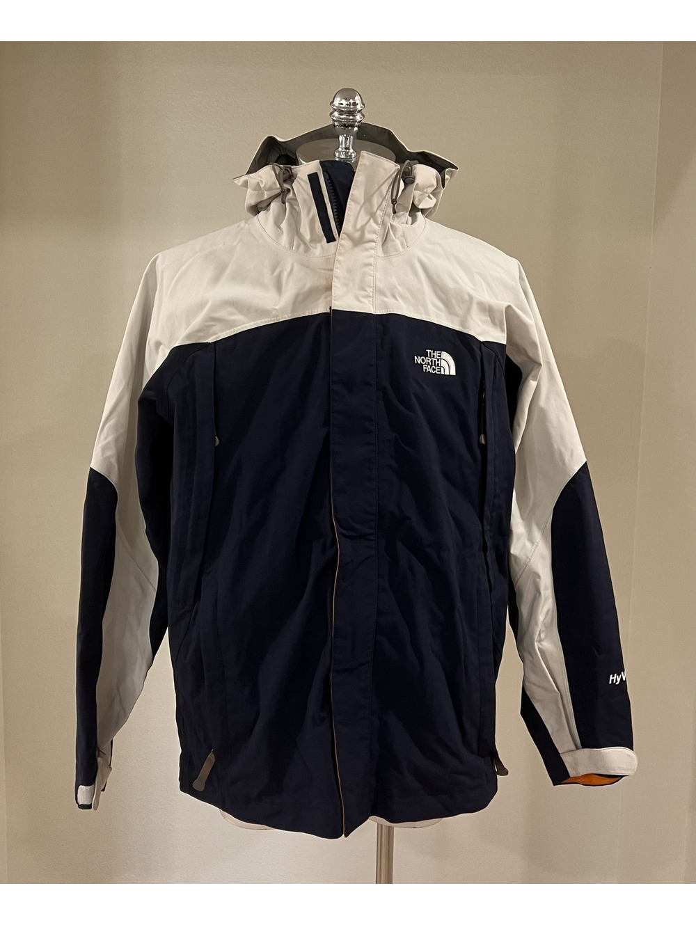 The North Face HyVent Mens Jacket M Navy White Ski Rain Coat